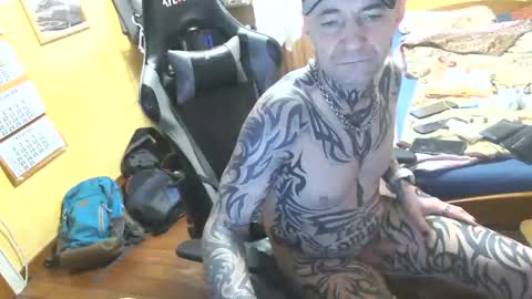 tommy18cmhot online show from March 9, 6:29 am