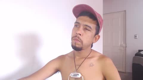   Thomas    online show from October 15, 4:19 pm