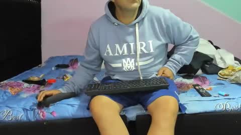 Snapshot of tommy_sex79 chatting on February 9, 10:31 am tommy sex79 online show from February 9, 10:31 am
