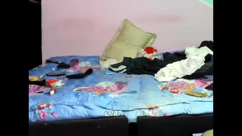 Snapshot of tommy_sex79 chatting on February 8, 10:51 pm tommy sex79 online show from February 8, 10:51 pm