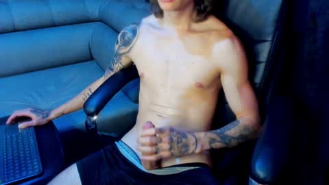 Tommy Slater online show from January 24, 1:56 am