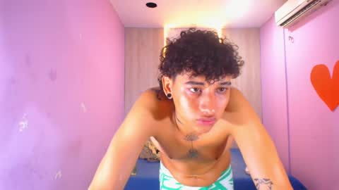 tommy_sweet1 online show from March 9, 3:38 pm