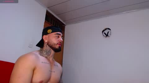 Steven online show from November 18, 8:17 am