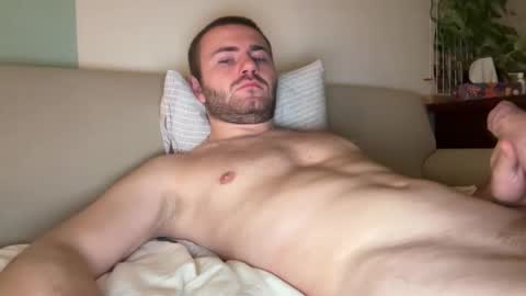 tommyflash_tut online show from October 3, 8:39 pm