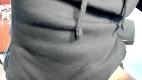 tommysmithjones82 online show from October 21, 11:59 am