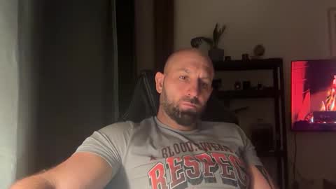 Thomas Fit online show from November 1, 9:47 pm