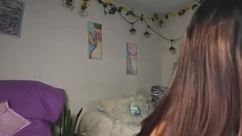 leyla  online show from February 10, 6:27 am