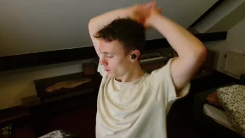 tomtimon11 online show from November 6, 4:32 pm