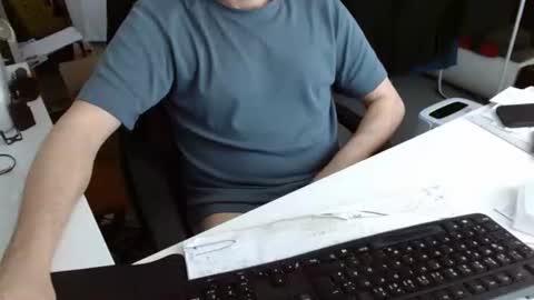 Tom online show from March 19, 3:06 pm