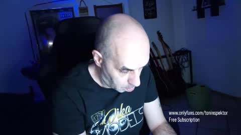 toninspektor online show from March 4, 6:50 pm