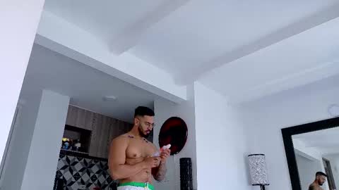 tony muscle1 online show from February 28, 7:07 pm