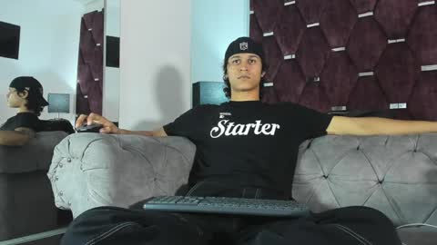 Tony Benedetti online show from April 9, 8:14 pm