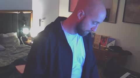 tootsybird online show from March 29, 12:12 am