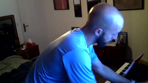 tootsybird69 online show from June 19, 1:22 am