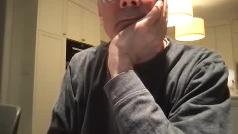 topspin69 online show from March 19, 3:23 am