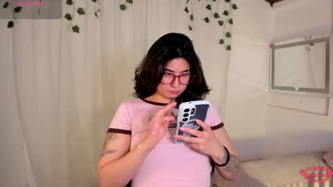tori_just online show from April 21, 2:35 pm