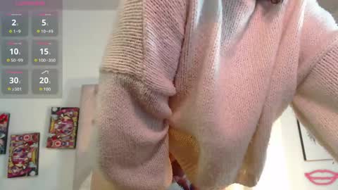 tori_just online show from May 4, 2:23 pm