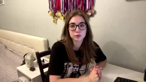 hey im Sarah online show from July 27, 1:08 pm