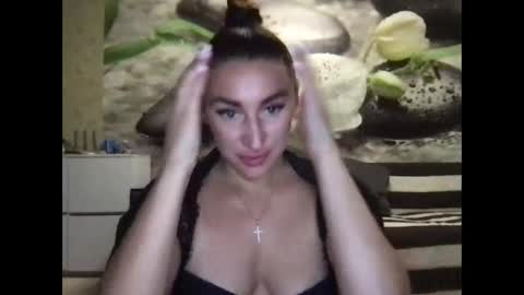 tosyna07555 online show from September 18, 9:19 pm