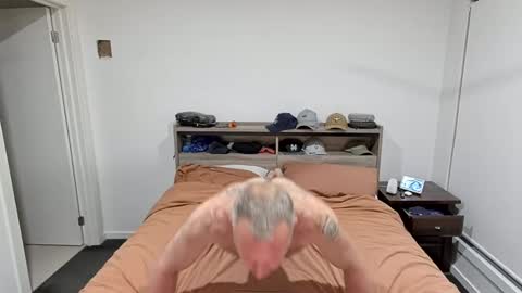 letmebeyourslut online show from September 19, 11:03 am