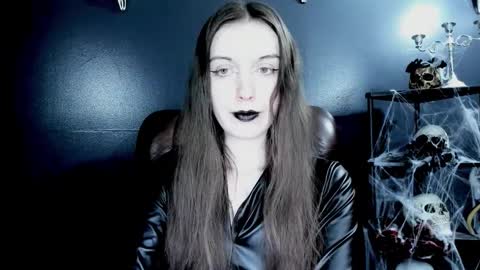 toxicdomme online show from March 3, 6:59 pm