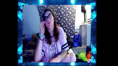 Toxiclove1311 online show from November 10, 12:02 am