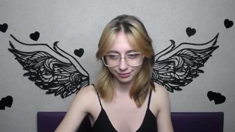 TracyLeeBB online show from November 22, 1:20 pm