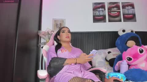 Juliana Giiraldo  online show from February 25, 9:18 pm