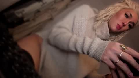 ALMIGHTY GODDESS VALENTINA online show from November 8, 8:01 pm