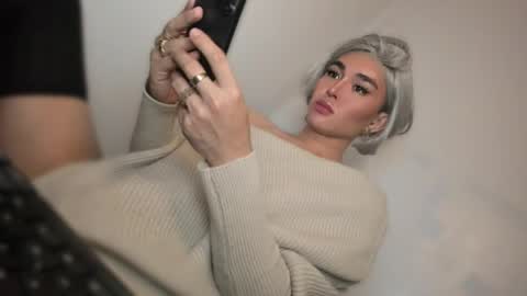 ALMIGHTY GODDESS VALENTINA online show from April 7, 7:27 pm