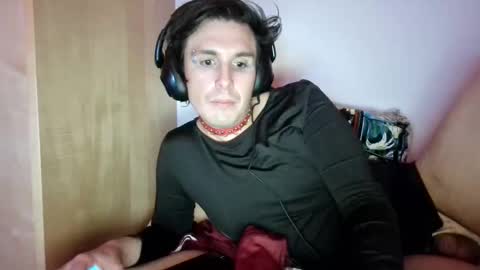 TrapCutie online show from January 18, 6:11 am