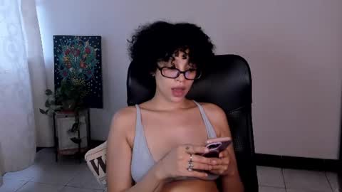 Emily online show from July 21, 9:06 pm
