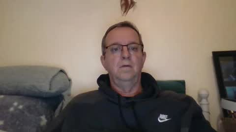 Snapshot of trev8331 chatting on October 11, 8:52 am Fe-fi-fo-fum online show from October 11, 8:52 am
