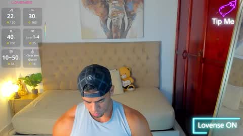 Snapshot of trevor_vinc chatting on October 14, 12:41 pm trevor online show from October 14, 12:41 pm