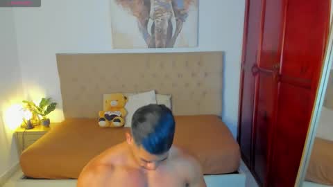 Snapshot of trevor_vinc chatting on September 12, 12:29 pm trevor online show from September 12, 12:29 pm