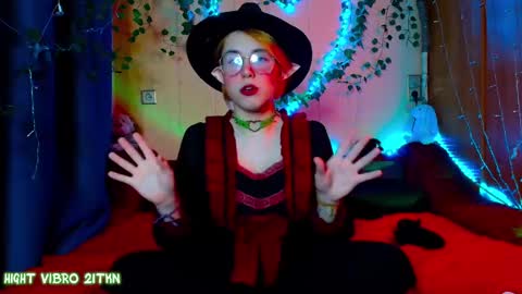 trickykitsune online show from February 16, 6:10 pm