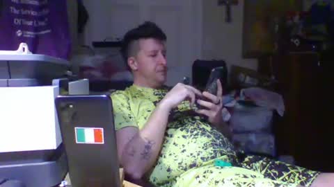 trillnonymau5 online show from February 15, 2:47 am