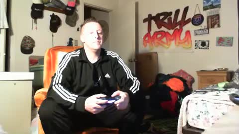 trillnonymau5 online show from January 6, 11:42 pm