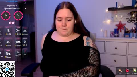 Tina online show from December 8, 6:06 pm