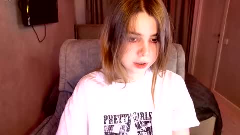 tripleprinces online show from November 25, 5:23 pm