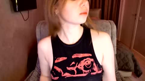 tripleprinces online show from September 27, 5:43 pm