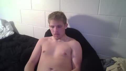 Tripp Redmoore online show from May 10, 1:34 am