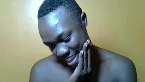 Tris6 online show from April 11, 2:43 pm