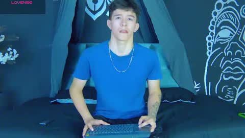 trisstan_kane online show from June 10, 12:04 pm