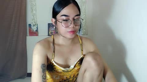 trixie_foxslut online show from November 22, 10:35 am