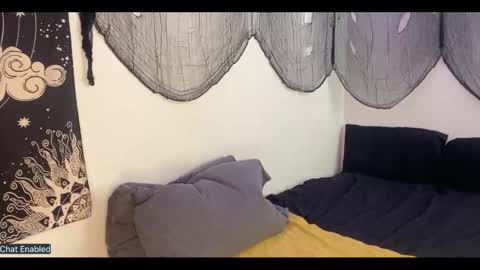 trixie_luv online show from December 5, 7:55 pm