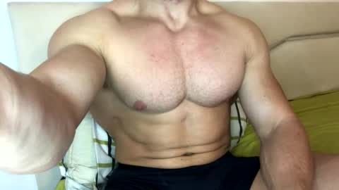 Troncq online show from November 26, 6:15 pm