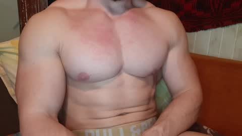 Troncq online show from February 21, 7:32 pm