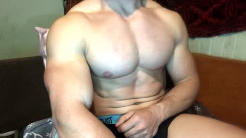 Troncq online show from March 8, 3:35 pm