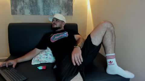 Troy online show from March 26, 3:45 am